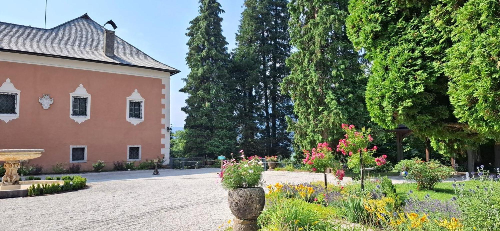 Ferienwohnungen Schloss Wasserleonburg Noetsch Exterior photo